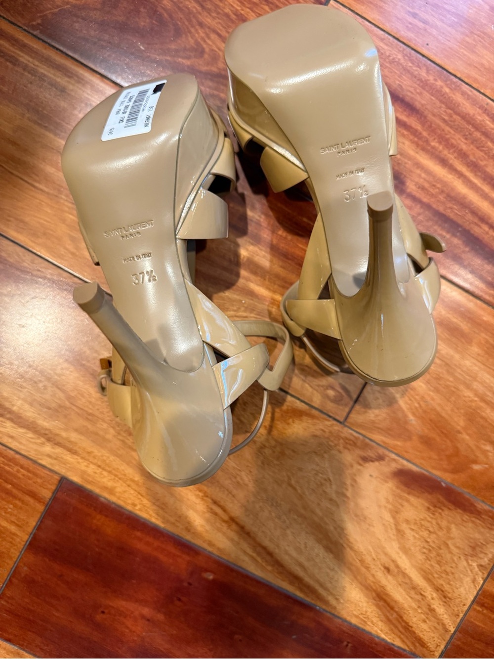 YSL Nude Patent Platform T-Strap High Heel Sandals - Picture 12 of 12